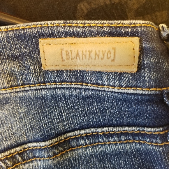 BLANK NYC Jeans - Picture 5 of 12